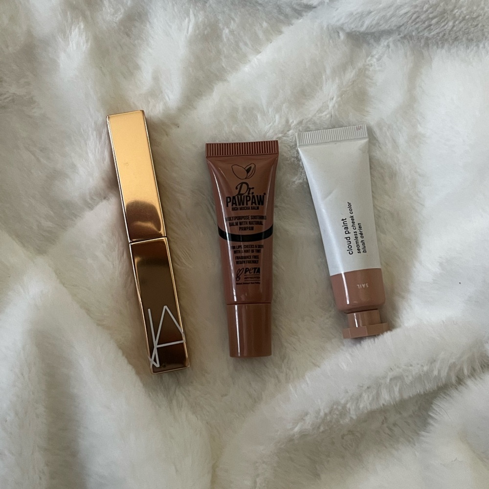 🤎 lip bundle: NARS Shine Lipstick, Dr. PAWPAW Nude Balm, Glossier Cloud Paint